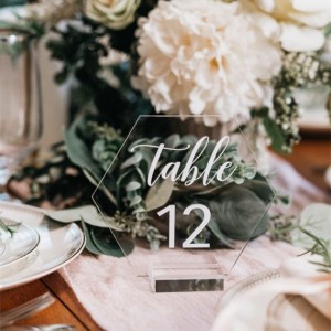Düğün için kimlik kartları Crylic masa numaraları