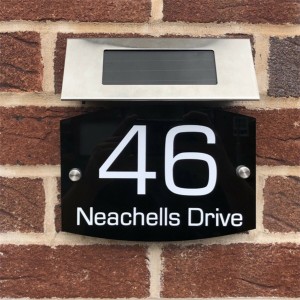 ຫ້ອງການໂຮງແຮມທີ່ທັນສະ ໄໝ ເລື່ອນໄດ້ທີ່ຢູ່ເຮືອນຍິນດີຕ້ອນຮັບປ້າຍໝາຍເລກປະຕູ ປ້າຍປະດັບດ້ວຍປ້າຍເຮືອນ Acrylic House Number Sign Plaque